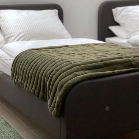 Board - Haus מלון דירות 3*