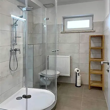 Board - Haus 3* Ratyzbona